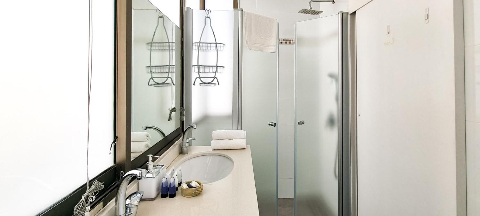 Bnb Israel Apartments - Harav Kook Lilas เทลอาวีฟ ภายนอก รูปภาพ